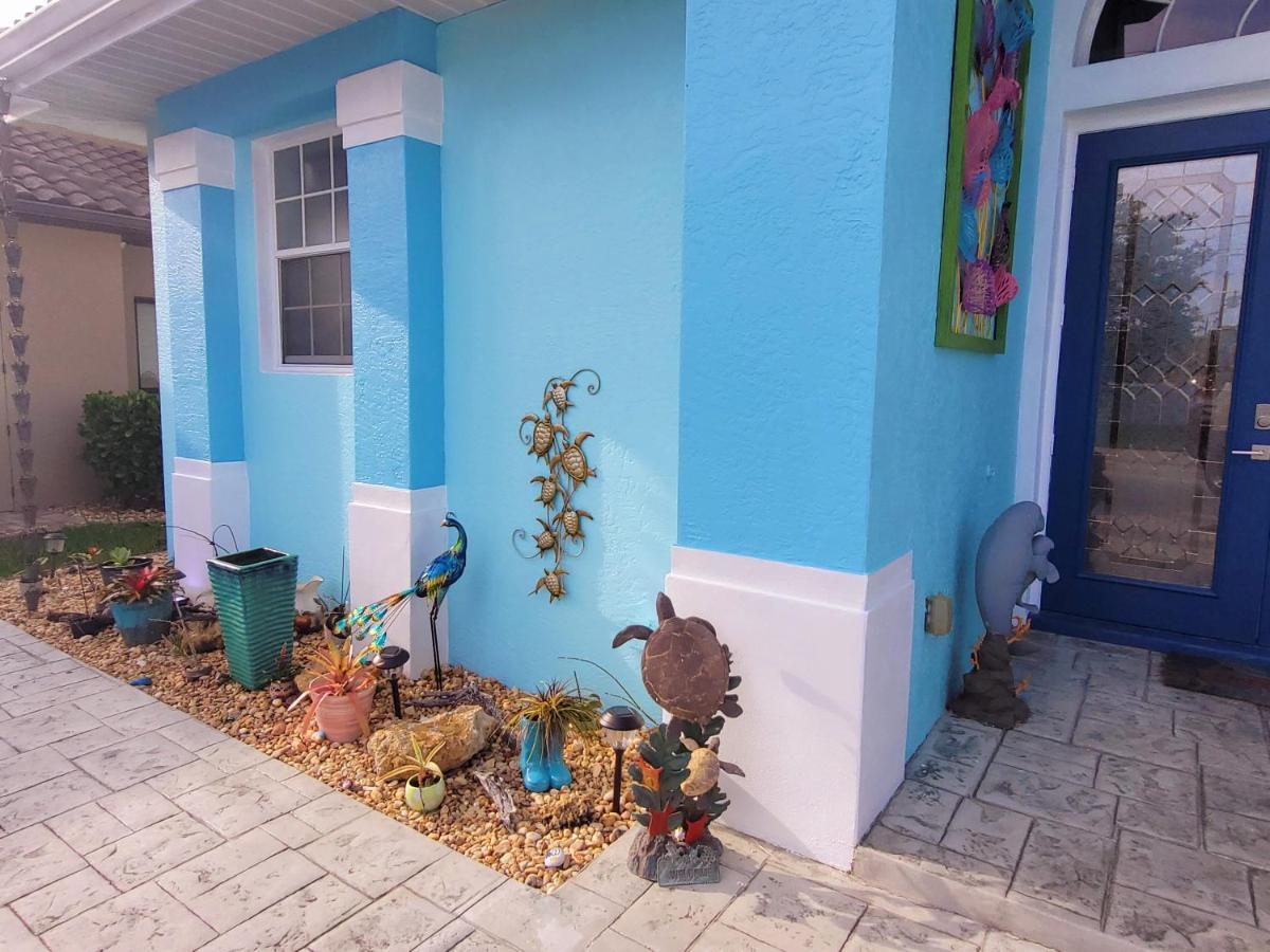 Cape Paradise B & B - Your Luxury Tropical Retreat ケープコーラル エクステリア 写真