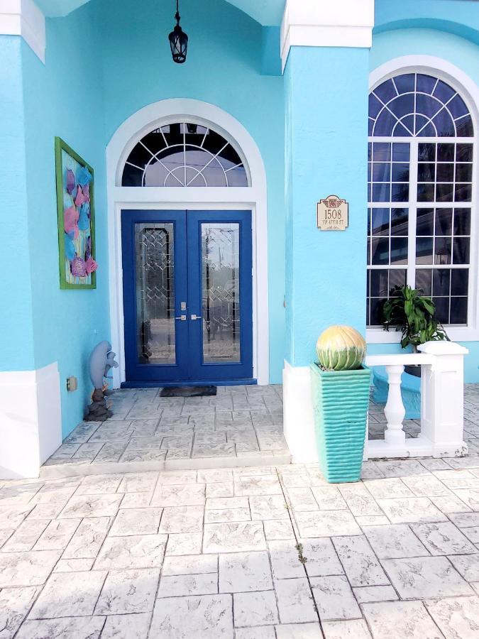 Cape Paradise B & B - Your Luxury Tropical Retreat ケープコーラル エクステリア 写真